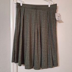 LuLaRoe Green, Madison- Size XL
